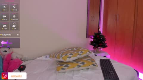 olivia_s19 online show from 12.05.24