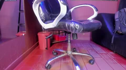   online show from 02.09.25