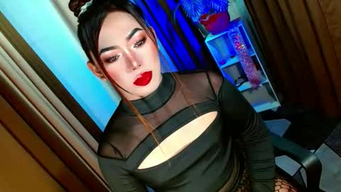 Snapshot of olivia_the_temptress27 chatting on 10.09.25 Miss OLIVIA online show from 10.09.25