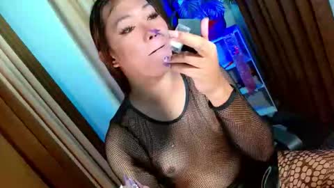 Snapshot of olivia_the_temptress27 chatting on 10.12.25 Miss OLIVIA online show from 10.12.25