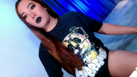Snapshot of olivia_the_temptress27 chatting on 06.30.26 Miss OLIVIA online show from 06.30.26
