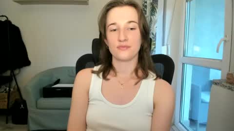 Snapshot of oliviaaa2003 chatting on 07.01.26 Oliwiaa2004 online show from 07.01.26