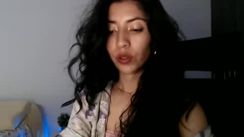 oliviaaa__ online show from 12.28.24
