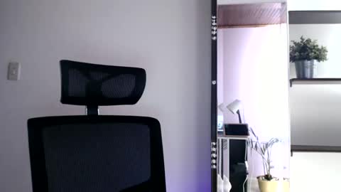 oliviaaa__ online show from 11.01.25