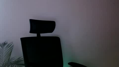 Snapshot of oliviaaa__ chatting on 03.26.26 oliviaaa__ online show from 03.26.26