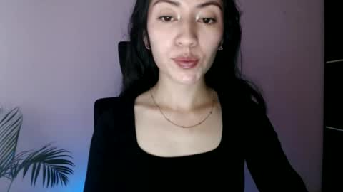 Snapshot of oliviaaa__ chatting on 04.02.26 oliviaaa__ online show from 04.02.26