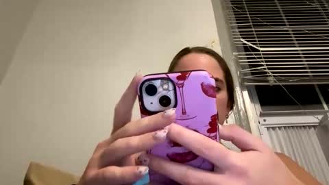 Snapshot of oliviaaraee chatting on 02.05.26 oliviaaraee online show from 02.05.26