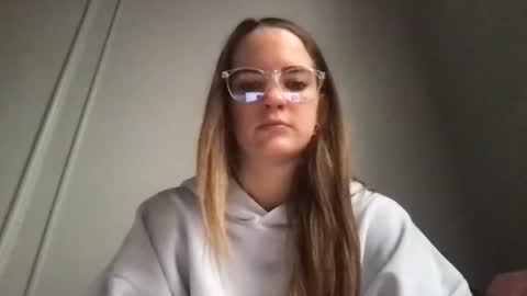 Snapshot of oliviaaraee chatting on 02.05.26 oliviaaraee online show from 02.05.26