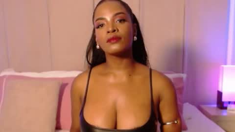 My name is olivia but can you call me Oli online show from 12.01.24
