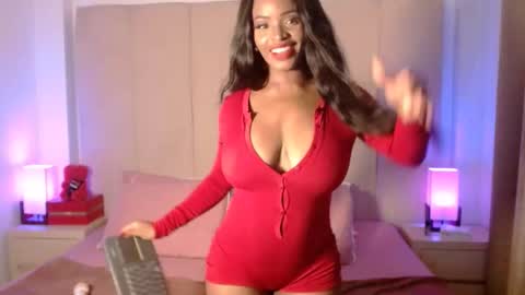 My name is olivia but can you call me Oli online show from 12.19.24