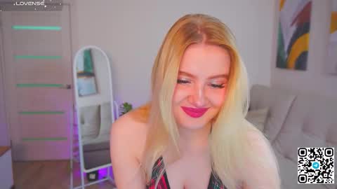 Olivia online show from 09.14.25