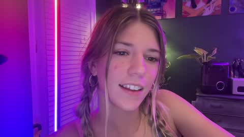 Olivia online show from 12.04.24
