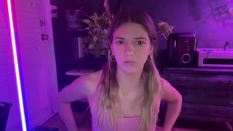 Olivia online show from 01.07.25