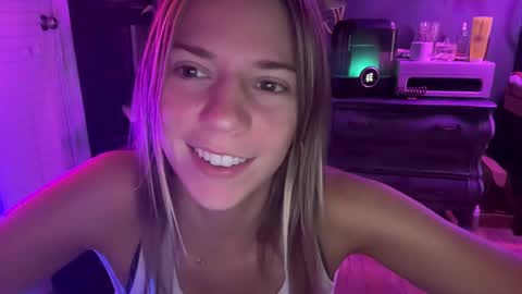 Olivia online show from 01.10.25