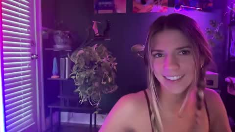 Olivia online show from 01.21.25