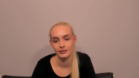 oliviaBeauty online show from 02.14.26