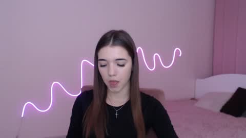 Olivia online show from 12.03.24