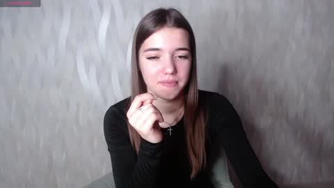 Olivia online show from 01.04.25