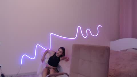 Olivia online show from 01.09.25