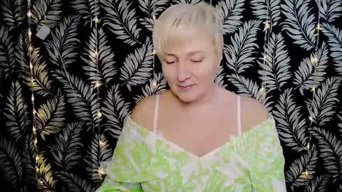 Kelly online show from 01.04.25