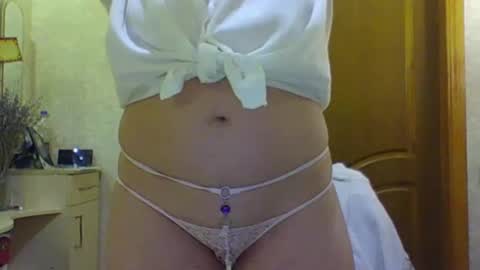 oliviaparadise online show from 12.16.24
