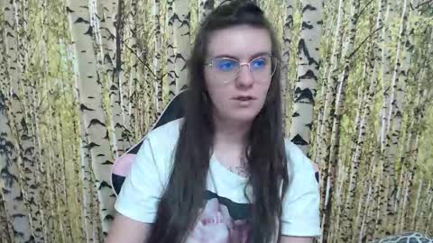 Snapshot of oliviasager chatting on 10.11.25 Mistress Olivia online show from 10.11.25