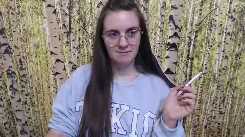 Snapshot of oliviasager chatting on 11.04.25 Mistress Olivia online show from 11.04.25