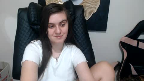 Snapshot of oliviasager chatting on 07.09.26 Mistress Olivia online show from 07.09.26