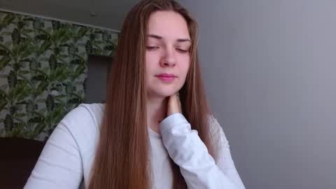 Olivia online show from 11.11.25