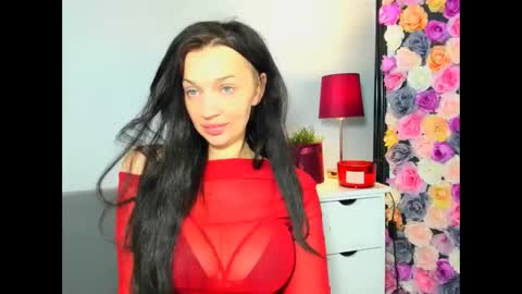 OliviaWomen online show from 01.06.26