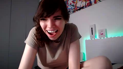 Angelina Lina online show from 12.18.24