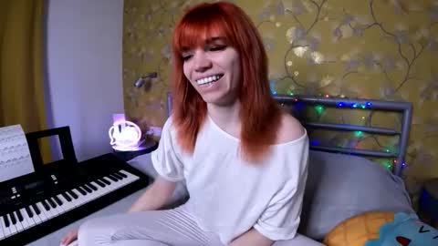 Angelina Lina online show from 11.25.25