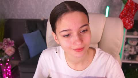 Snapshot of olivkablush chatting on 12.31.24 Olivia online show from 12.31.24