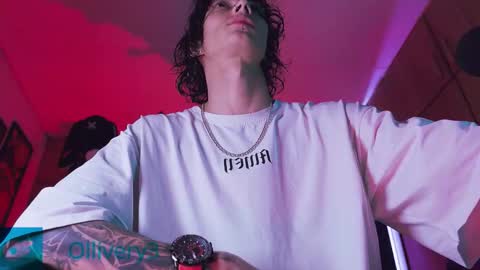     online show from 10.05.25