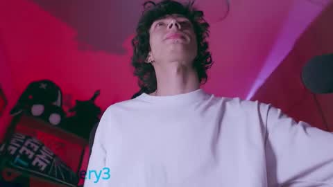     online show from 11.18.25