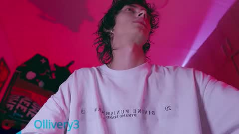     online show from 12.04.25