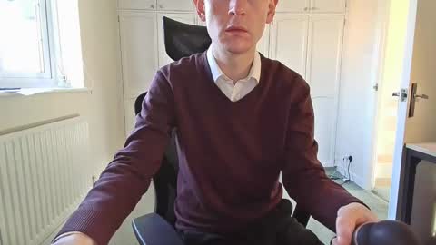 Olly online show from 02.02.25