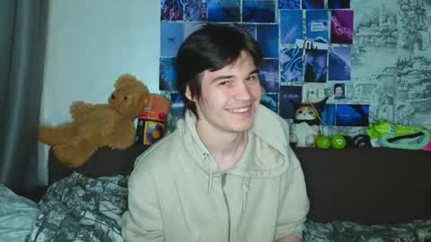 Snapshot of ololkd chatting on 09.28.25 Tony online show from 09.28.25