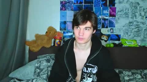 Snapshot of ololkd chatting on 10.02.25 Tony online show from 10.02.25