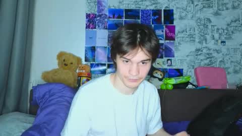 Snapshot of ololkd chatting on 10.11.25 Tony online show from 10.11.25