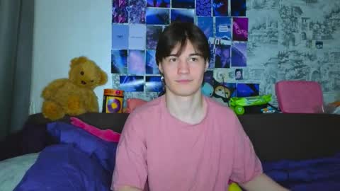 Snapshot of ololkd chatting on 10.22.25 Tony online show from 10.22.25