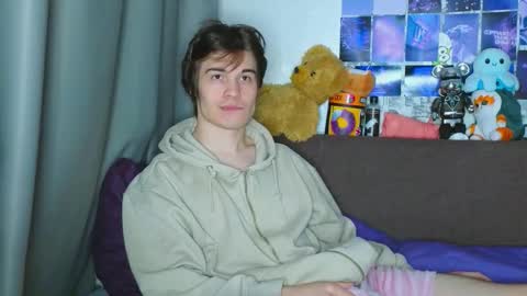 Snapshot of ololkd chatting on 11.09.25 Tony online show from 11.09.25