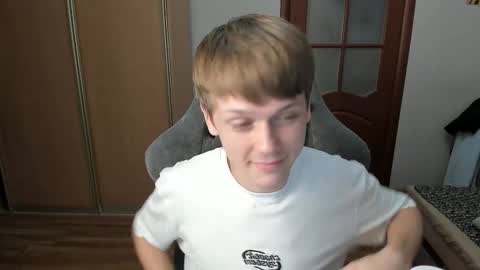 Oliver and Mira online show from 11.25.25