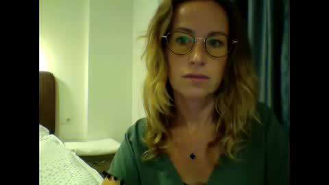 olyra11 online show from 01.11.26