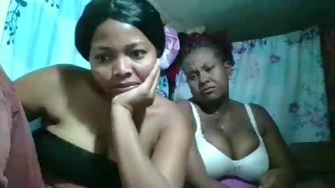 olyvienne90 online show from 12.15.25