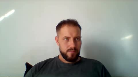 Snapshot of on_elegancki93 chatting on 10.21.25 on_elegancki93 online show from 10.21.25