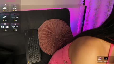 Violette online show from 01.21.25