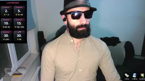 Snapshot of ona_nisme chatting on 12.19.24 ona nisme online show from 12.19.24