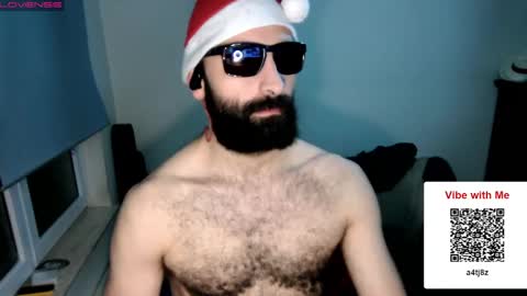 Snapshot of ona_nisme chatting on 12.22.24 ona nisme online show from 12.22.24