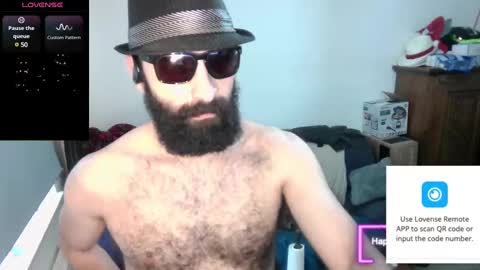 Snapshot of ona_nisme chatting on 01.25.25 ona nisme online show from 01.25.25